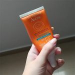 امولوسیون ضد آفتاب کلینانس اون spf 50 - Image 7